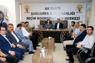 Gülender Açanal, Ak Parti SKM'yi Ziyaret Etti