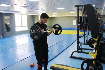 HALİLİYE BELEDİYESPOR’UN MİLLİ SPORCUSU ŞAMPİYONA İÇİN HAZIR