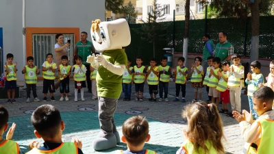 HALİLİYE’DE GELECEĞİN ÇEVRECİLERİ, SIFIR ATIK PROJESİ İLE EĞİTİLİYOR