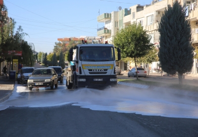 HALİLİYE’DE TEMİZLİK ÇALIŞMALARI TİTİZLİKLE SÜRÜYOR 