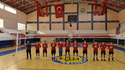 Harran Üniversitesi Voleybol Milli Takımına Sporcu Yetiştiriyor