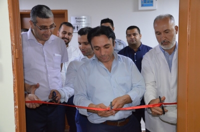 İl Sağlık Müdürü Mehmet Akif İnan Eğitim Araştırma Hastanesinde kütüphane açılışı gerçekleştirdi.