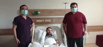 İŞ KAZASINDA KOPAN EL YERİNE DİKİLDİ