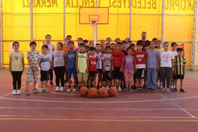 KARAKÖPRÜ'DE ÇOCUKLARIN UĞRAK YERİ SPOR KURSLARI
