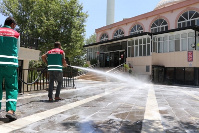 KARAKÖPRÜ’DE İBADETHALER TEMİZLENİYOR