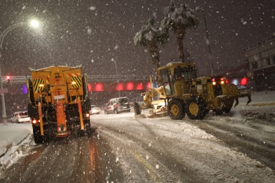 ŞANLIURFA BÜYÜKŞEHİR BELEDİYESİ KAR MESAİSİNDE