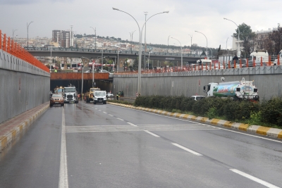 ŞANLIURFA BÜYÜKŞEHİR BELEDİYESİ, ABİDE KAVŞAĞI ALT TÜNELDE BAKIM VE ONARIM ÇALIŞMASINI TAMAMLADI