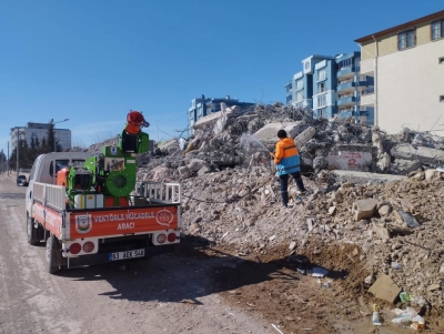 ŞANLIURFA BÜYÜKŞEHİR'DEN ADIYAMAN'DA İLAÇLAMA ÇALIŞMASI