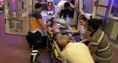 Suruç’ta otomobil motosiklete çarptı: 1 yaralı