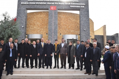 Vali Erin: Anadolu, Dünyanın En Büyük Şehitliğidir
