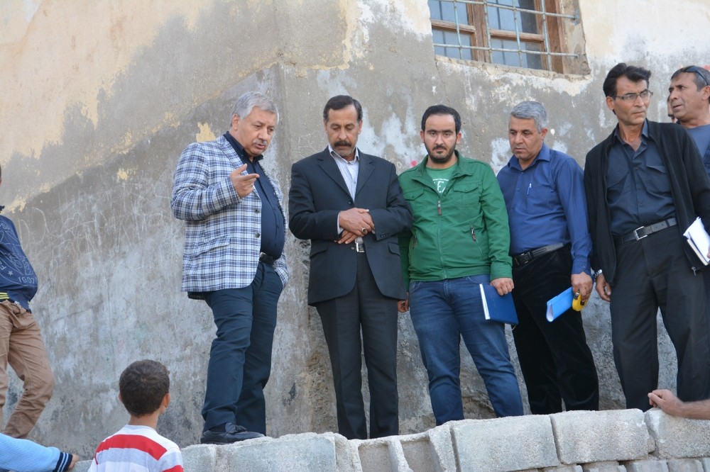 Başkan Pınarbaşı, mahalle mahalle geziyor