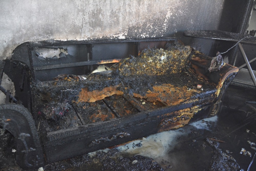 Bir yıl içinde üçüncü kez yandı