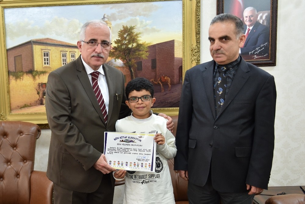 10 yaşındaki öğrenci, bir yılda 134 kitap okudu