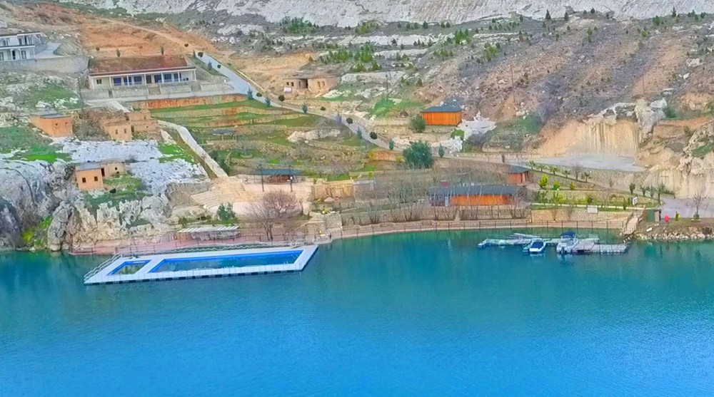 Halfeti turizm sezonunda misafirlerini bekliyor