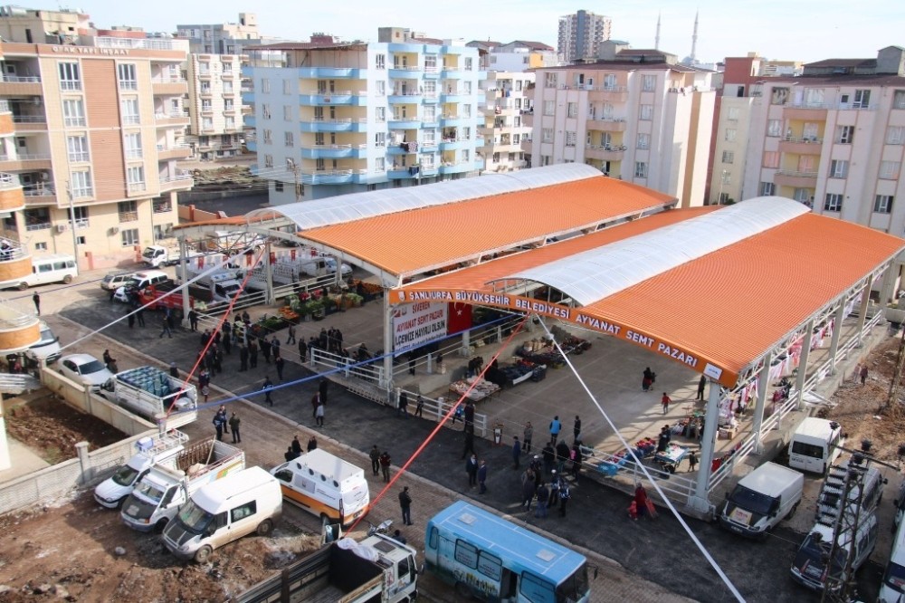 Siverek’te semt pazarı açıldı