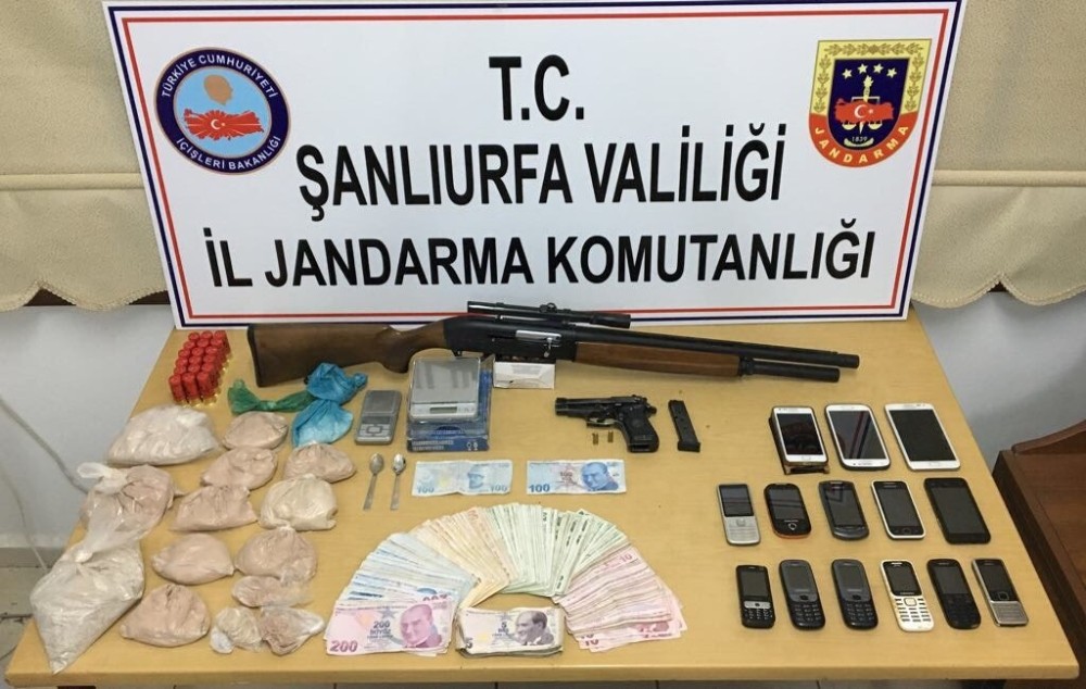Şanlıurfa’da eroin ve silah ele geçirildi