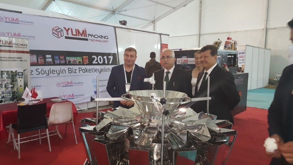 Vali Tuna fuara katılan firmalara teşekkür etti