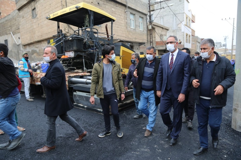 Eyyübiye Belediyesi asfaltlama çalışmalarına devam ediyor