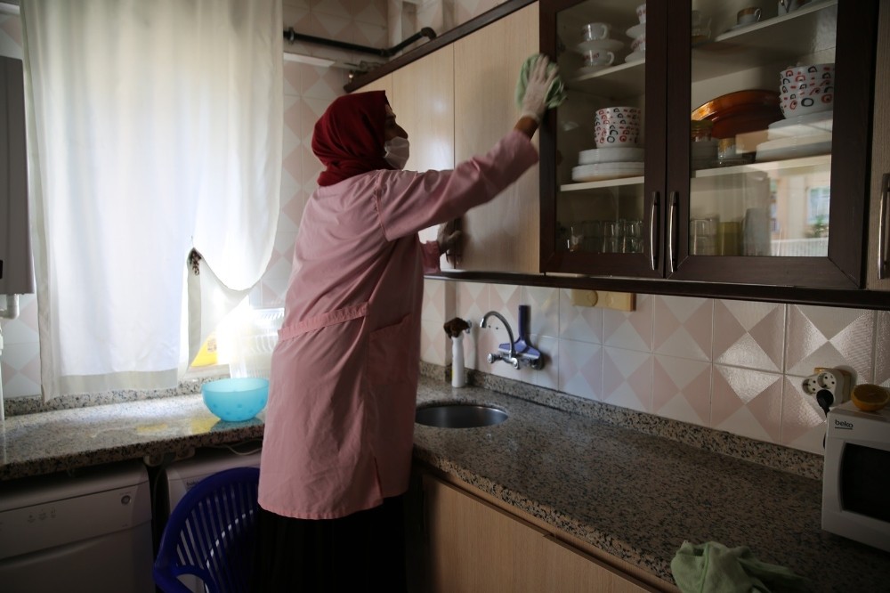 Haliliye’de bakıma muhtaç ailelere hizmet veriliyor