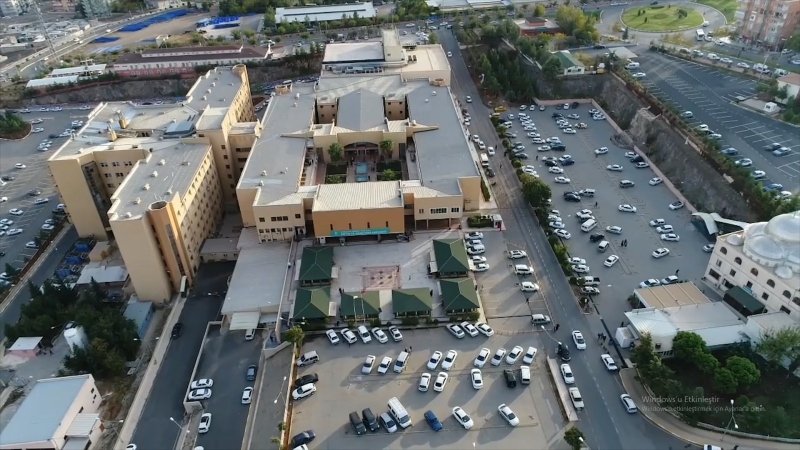 100’e yakın TAVI (kasıktan girilerek aort kapak yerleştirilmesi) işlemi başarıyla yapıldı.