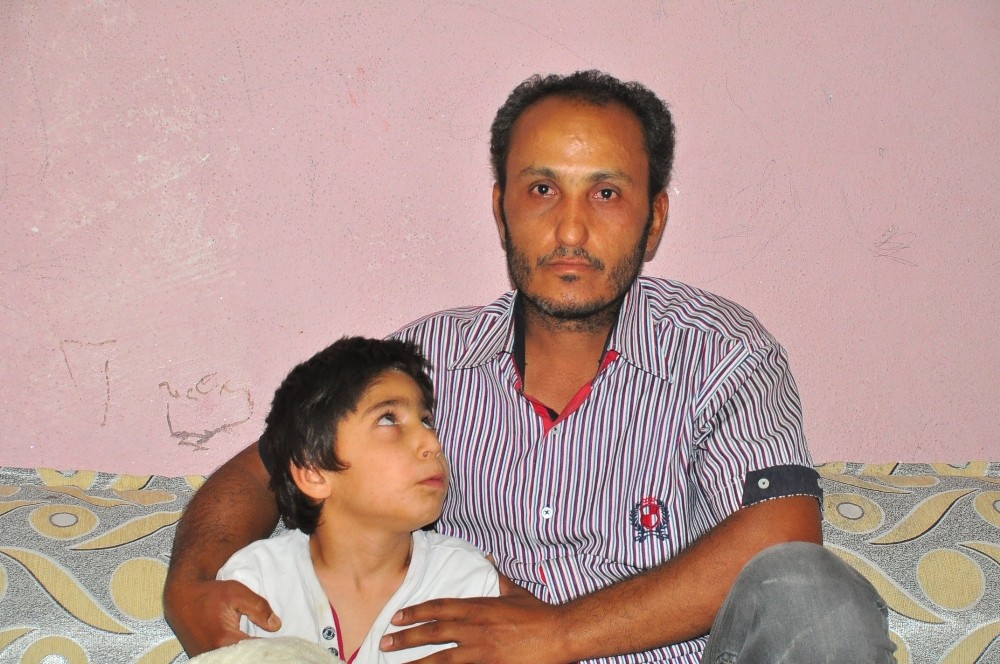 Minik Celal yürümek istiyor