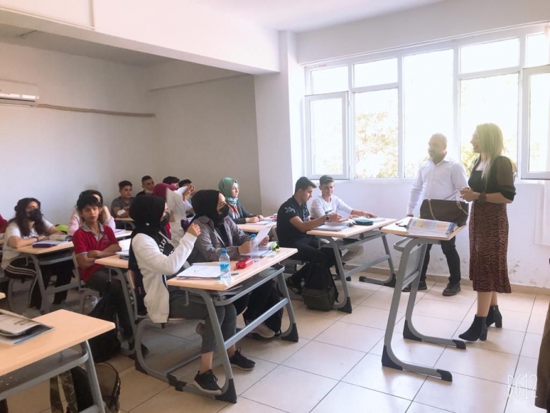 12-18 Yaş Aşı Uygulaması Okullarda Devam Ediyor.