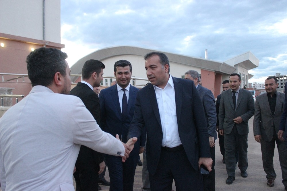 Öğrencilere eğitimin önemi anlatıldı.