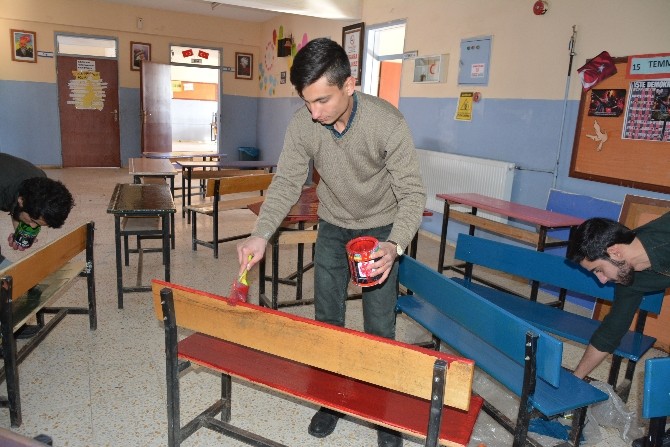 Üniversiteli gençler öğrencilerin hayalini gerçekleştirdi