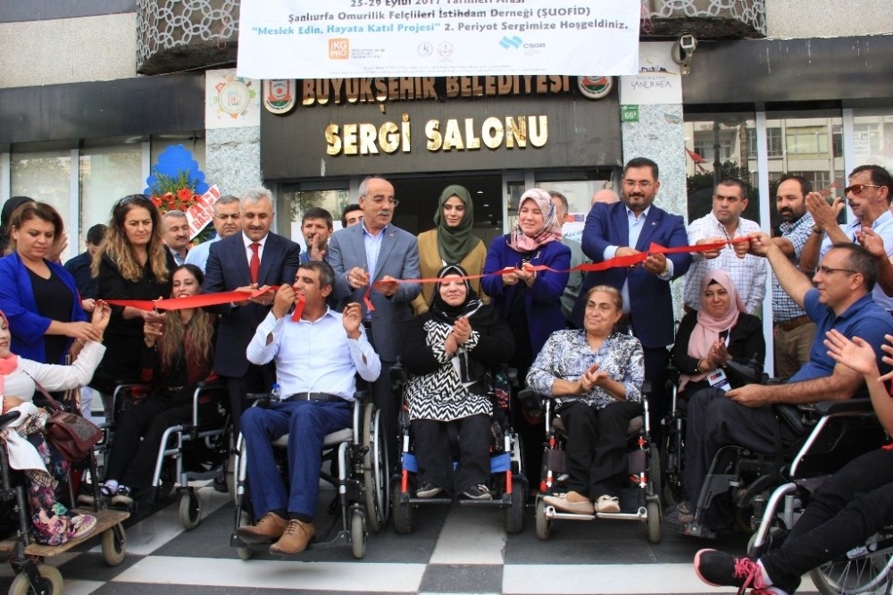 Engellilerden engelleri aşan sergi