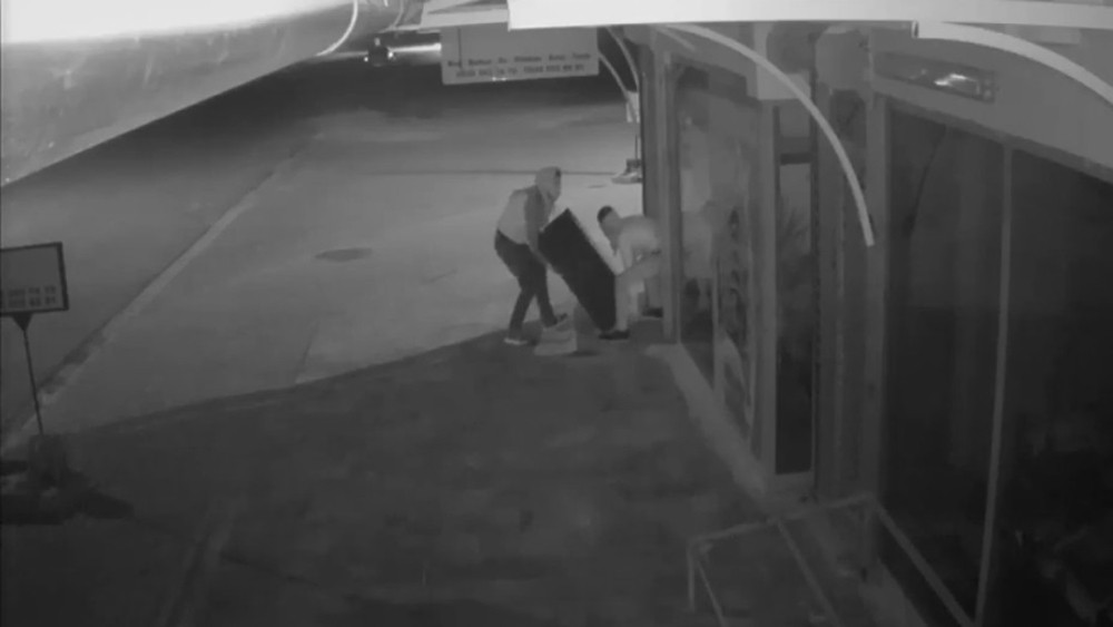 Çelik para kasasını böyle çaldılar