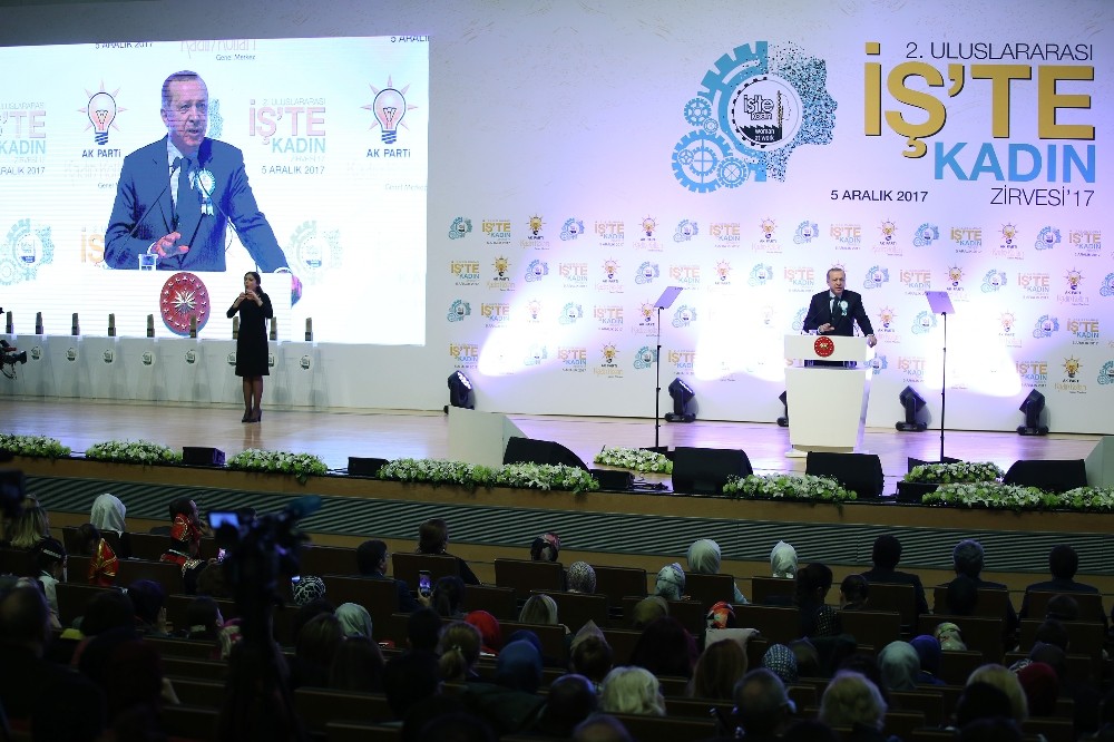 Erdoğan: Cenneti annelerin ayağının altına seren bir din kadını aşağılayabilir mi?