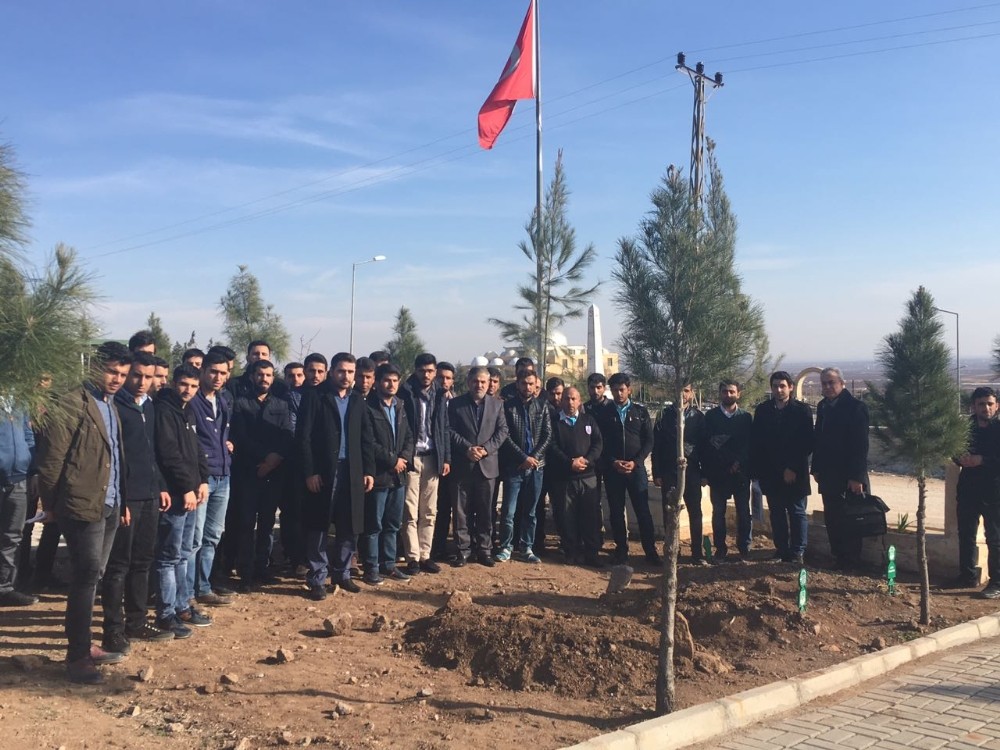 Harran Üniversitesi İlahiyat Fakültesi öğrencilerinden anlamlı ziyaret