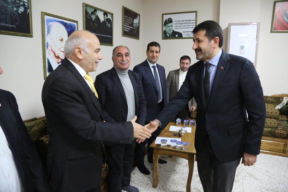 Başkan Ekinci esnaf temsilcileriyle buluştu