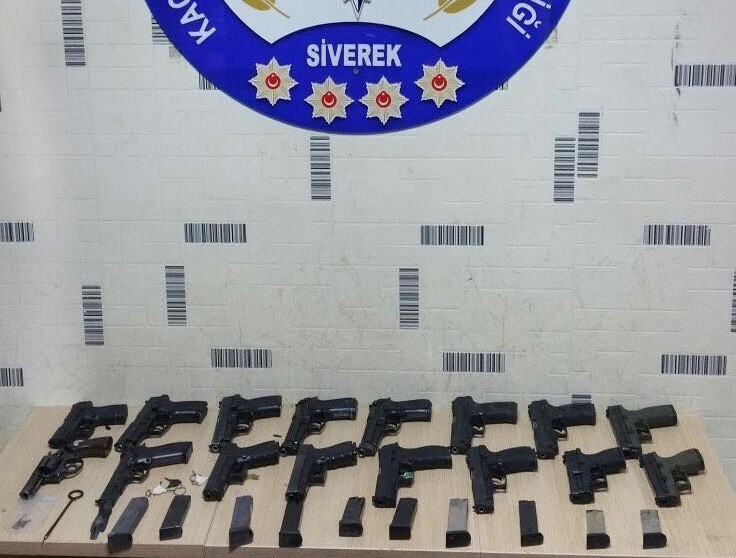Şanlıurfa’da 16 adet ruhsatsız tabanca ele geçirildi