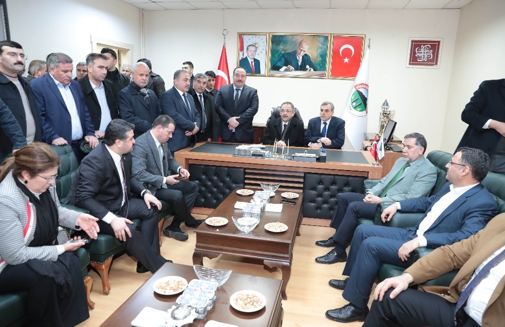 Özhaseki  Şanlıurfa’daki projeleri yakından inceledi