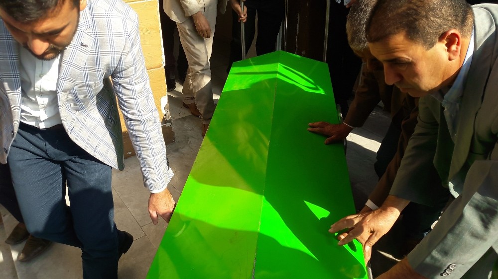 Pamuk yığınının altında boğulan çocuğun cenazesi yakınlarına teslim edildi