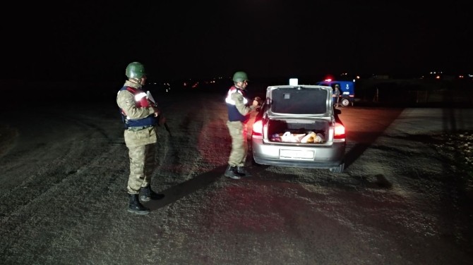 Bin 140 jandarma ile 53 noktada asayiş uygulaması