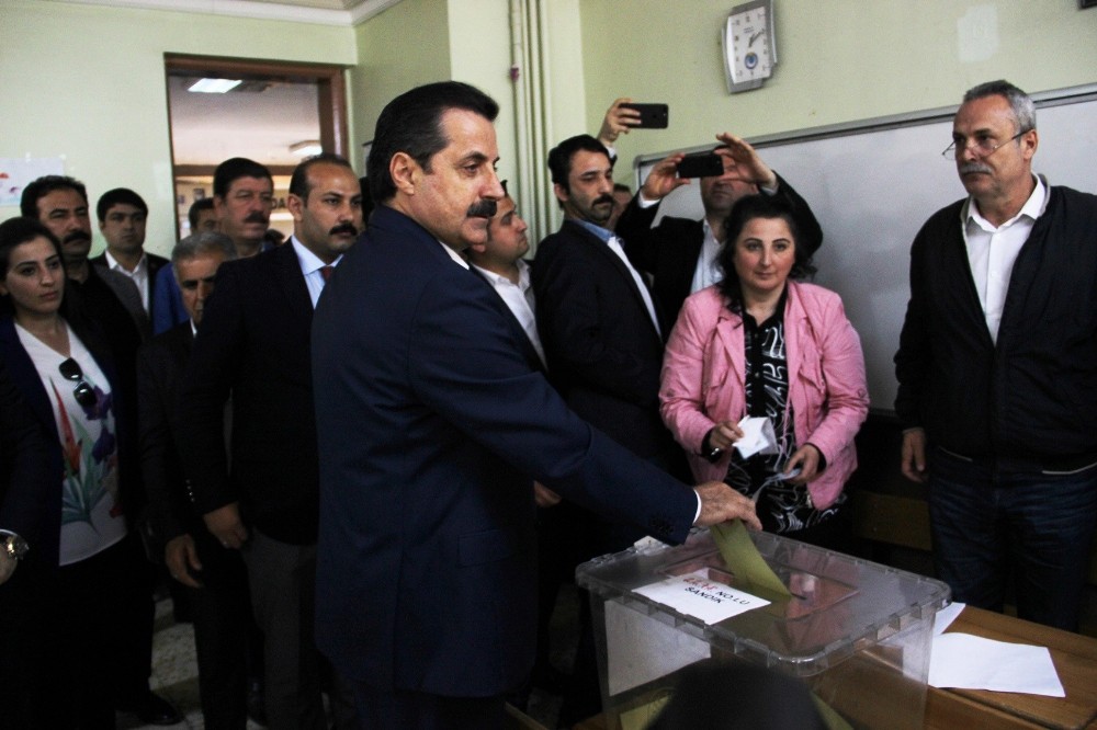 Bakan Çelik Şanlıurfa’da oyunu kullandı