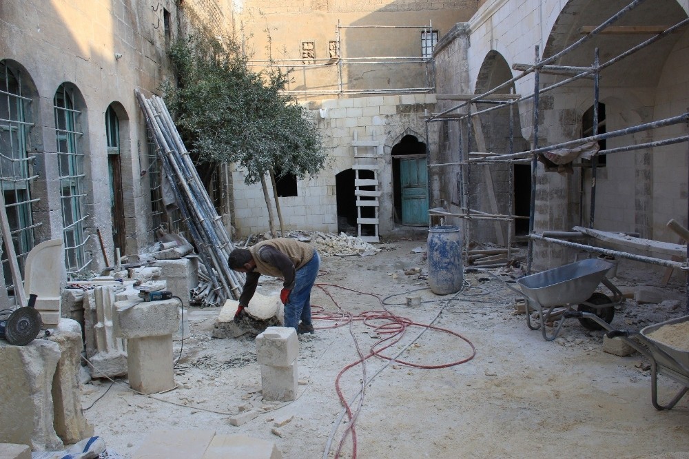 Tarihi Urfa evleri turizme kazandırılıyor