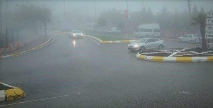 Şanlıurfa’da yoğun sis etkisini sürdürüyor.