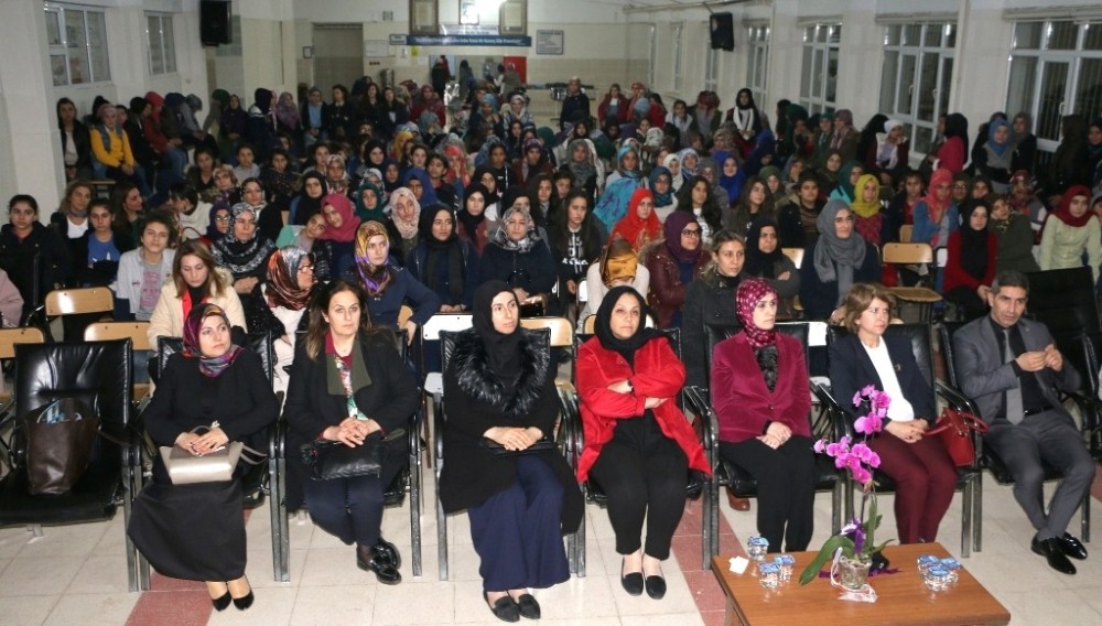 Şanlıurfa’da ’Eğitimde Anne Kız El Ele’ projesi