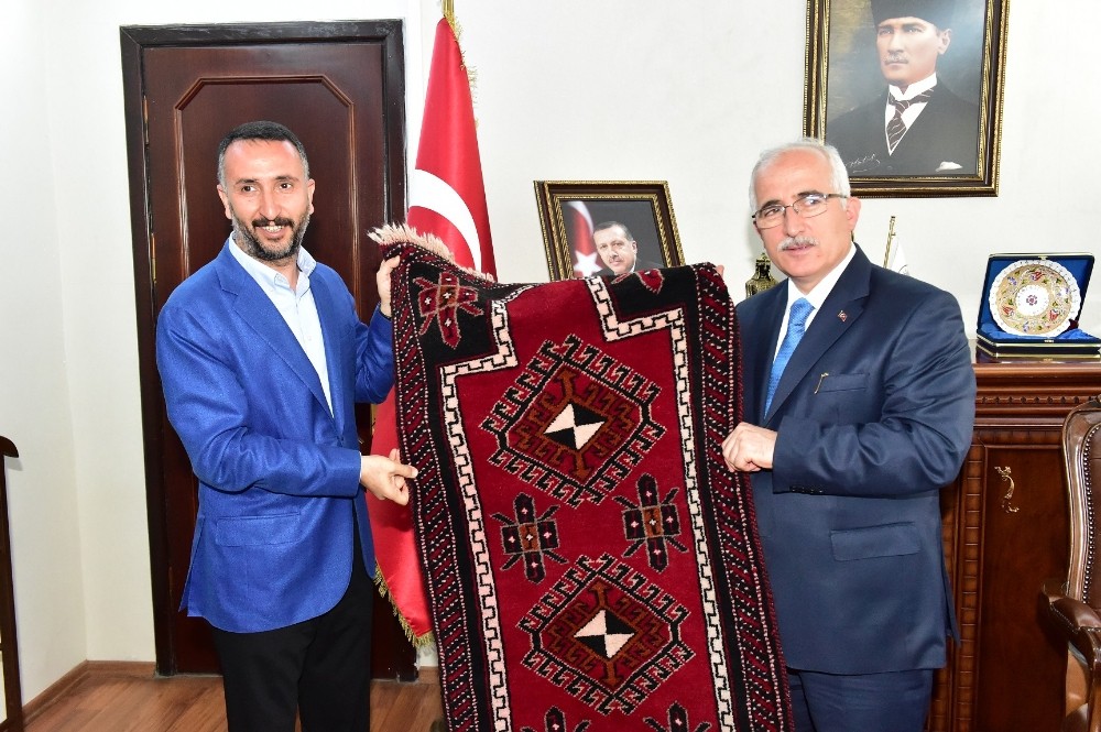 Vali Tuna veda ziyaretlerine Siverek’ten başladı