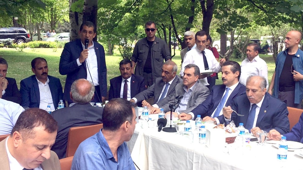 Bakan Çelik’e destek ziyareti