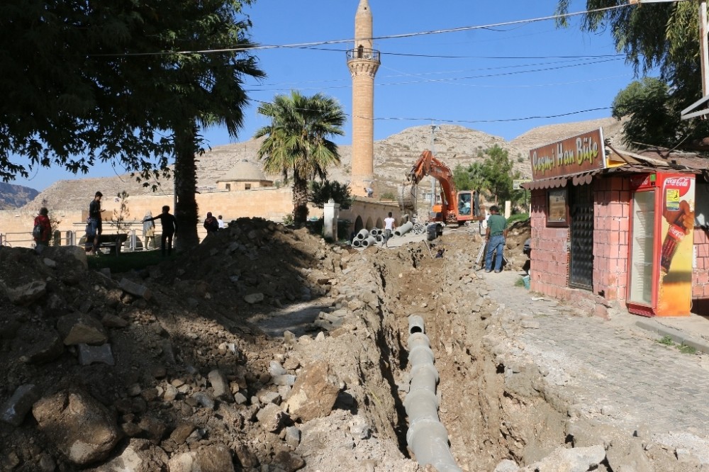 ŞUSKİ Halfeti’de alt yapı çalışmalarına devam ediyor