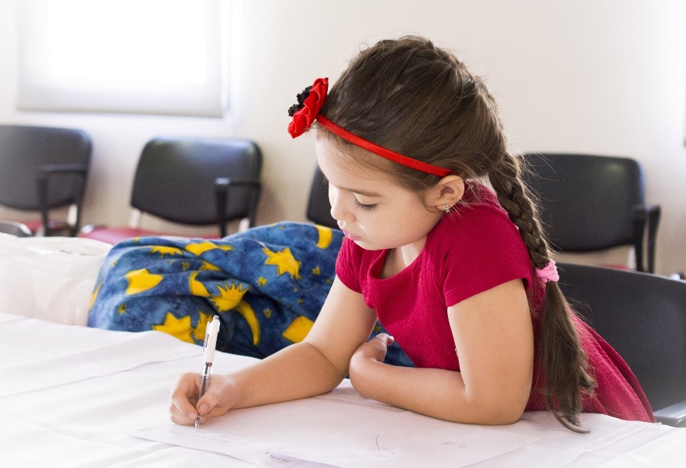 Ebeveyn kaygısı çocukların okul korkusunu tetikliyor