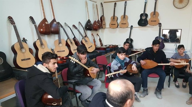 Suruç’ta ücretsiz bağlama kursu açıldı