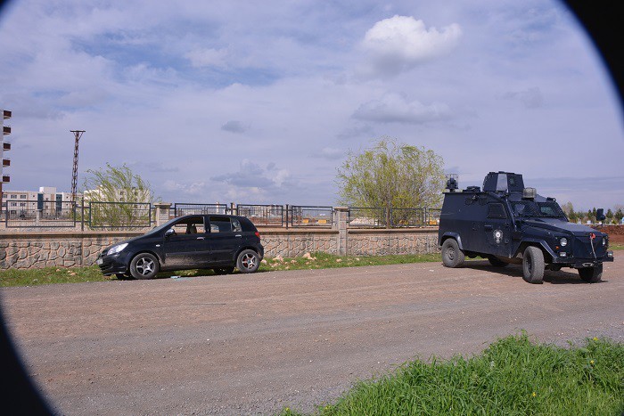 İş adamı aracında intihar etti