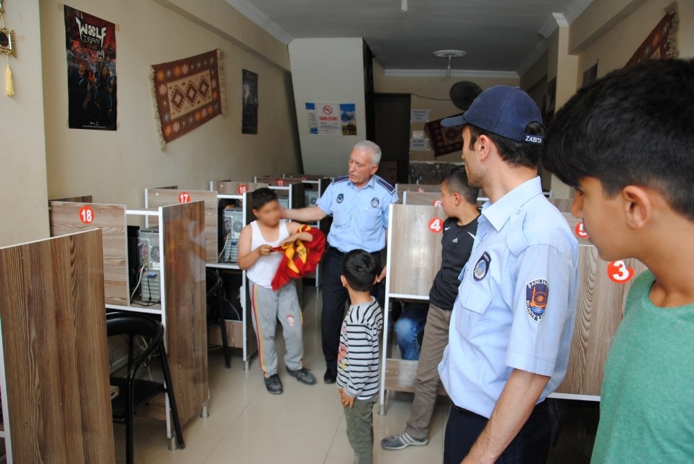 Zabıta ekiplerinden internet kafelere denetleme