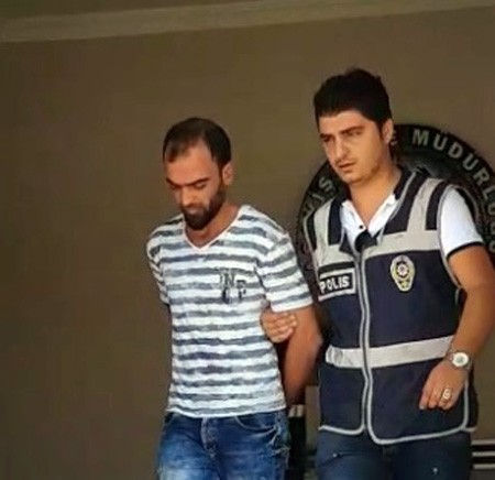 Kasayı açamayan hırsızlar yakalandı