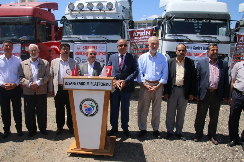 6 İnsani Yardım Tırı Afrine Uğurlandı